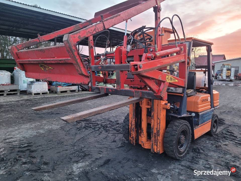 Wózek widłowy TOYOTA Przyrów