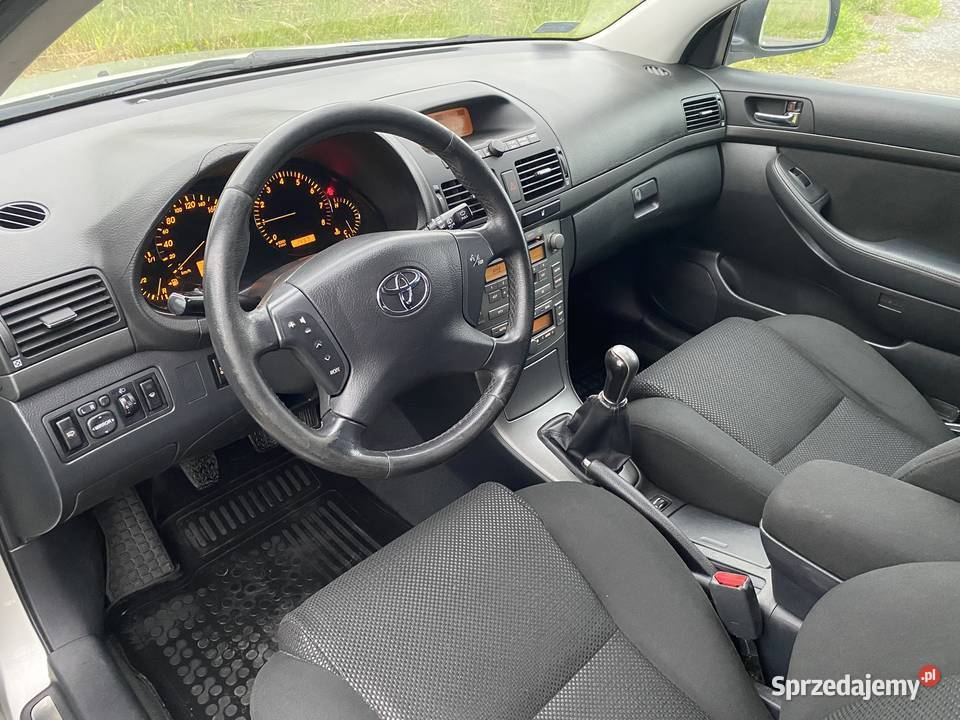 Toyota Avensis 2004R 18B BardzoŁADNAStan B Kombi Rok produkcji 2004 Zamość