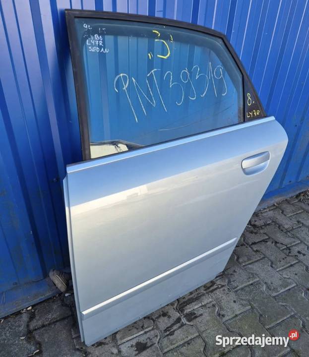 8 DRZWI TYŁ LEWY TYLNE LEWE AUDI A4 B6 SEDAN Działoszyce