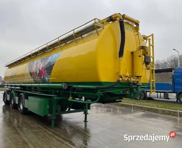 Naczepa do paszy0 Warszawa