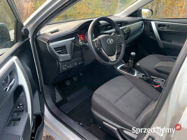 TOYOTA COROLLA 16 Benzyna ACTIV Rawicz sprzedam