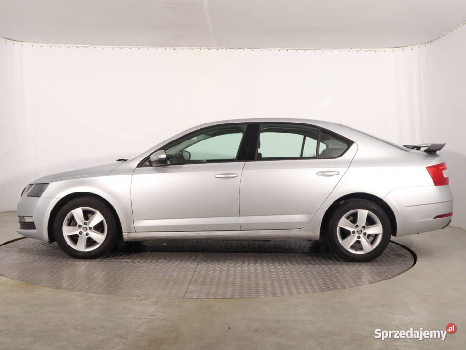 Skoda Octavia 15 TSI Hatchback Katowice sprzedam