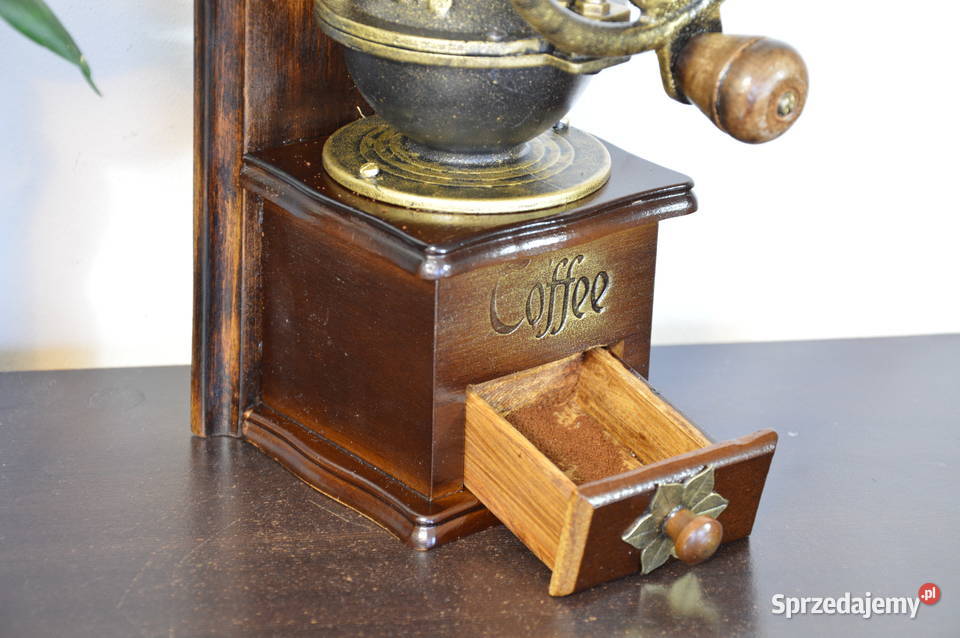 drewniany MŁYNEK do kawy żeliwny z kołem Jastrzębie-Zdrój