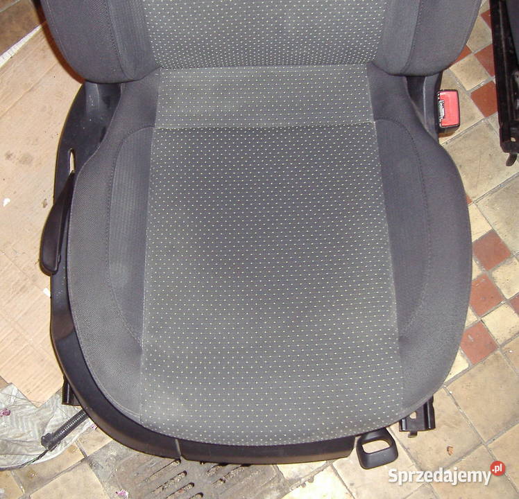 SEAT ALTEA XL FOTEL PRZÓD PRAWY LEWY osobowe śląskie Katowice