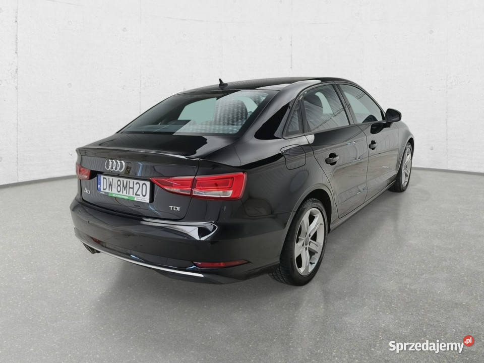 Audi A3 Limousine 8V 2012 Komorniki