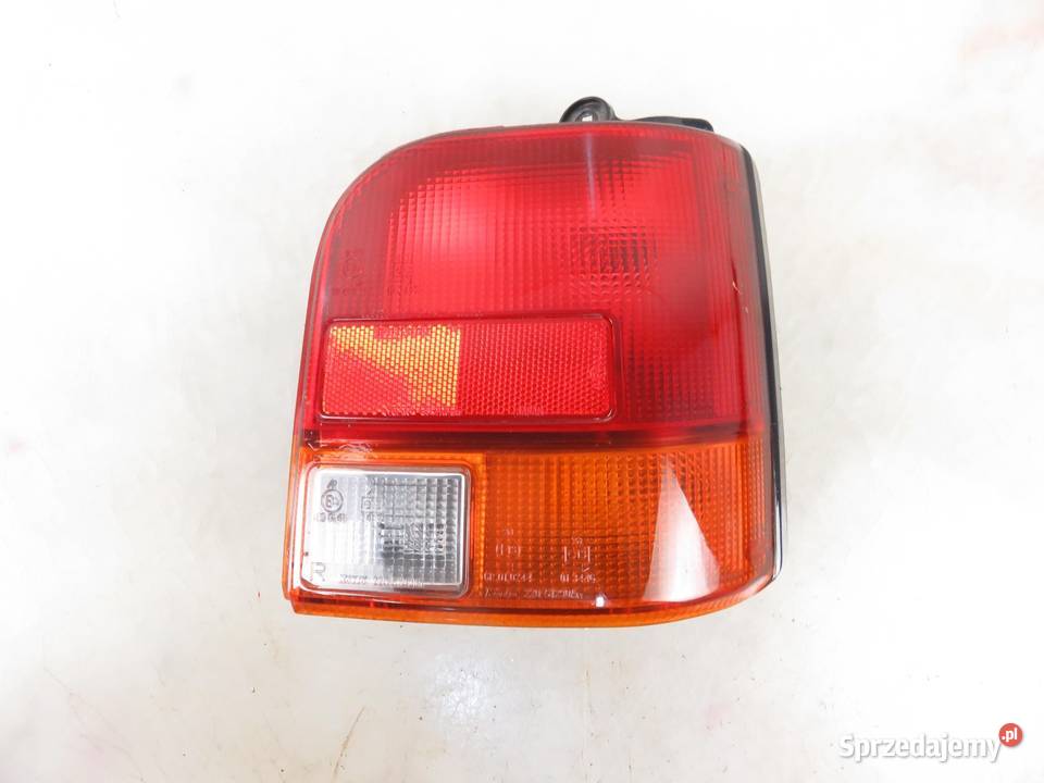 LAMPA PRAWA TYLNA DAIHATSU CUORE III 22051289