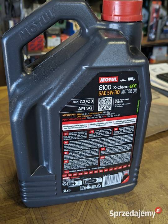 Olej silnikowy MOTUL 8100 XClean EFE 5W30 5L Łopuszno