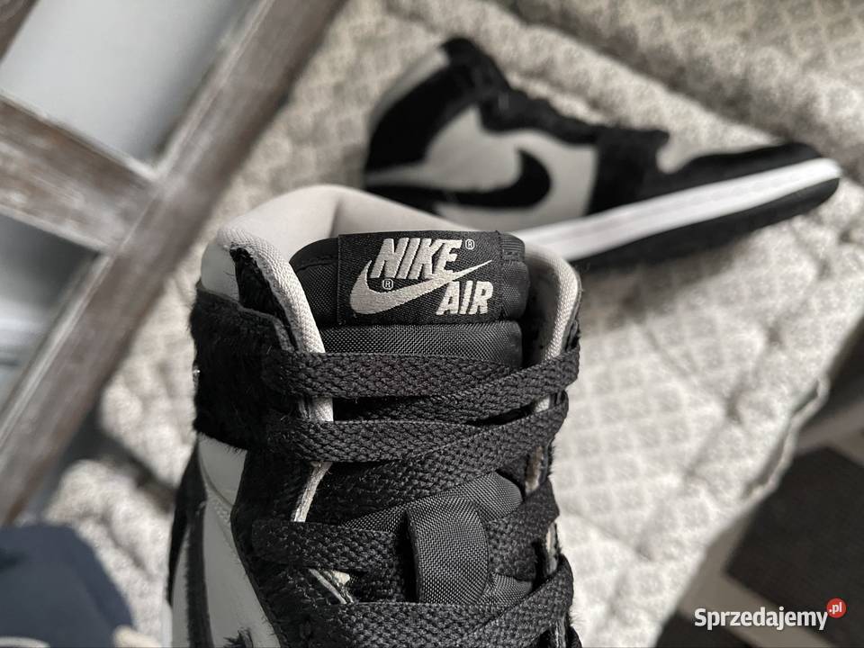 Sprzedam czarne damskie buty Nike Air Jordan Śrem