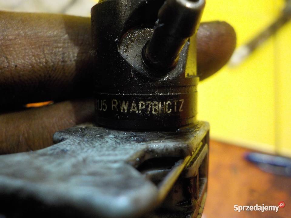 NV200 JUKE CLIO 15 DCI 14r 90 wtrysk wtryskiwacz świętokrzyskie