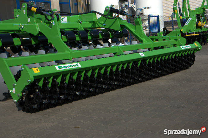 Brona półzawieszana talerzowa hydraulicznie Rogóźno