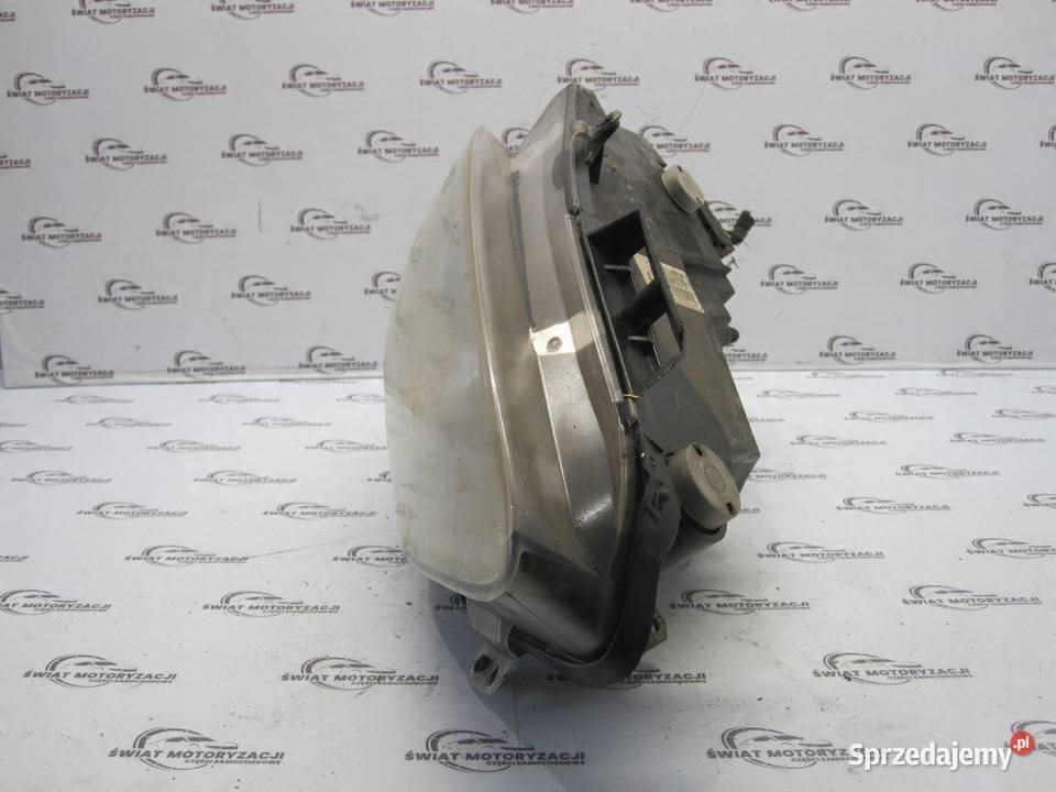 OPEL CORSA D lampa lewa przód 89391389 89391377 Oświetlenie sprzedam