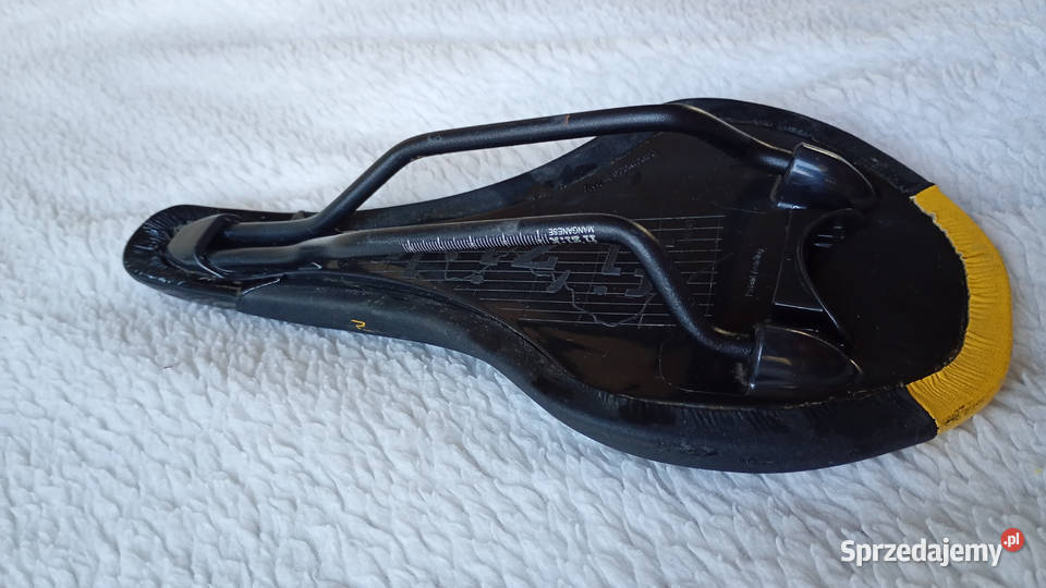 Siodełko Fizik Tundra 2 Italy Krosno sprzedam