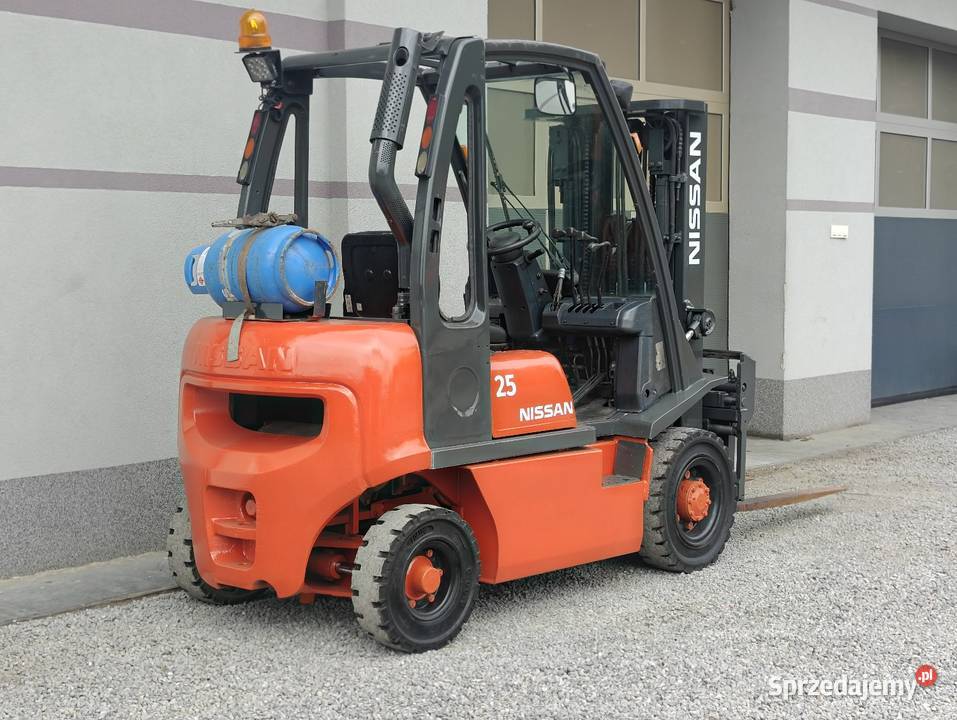 Wózek Nissan FG20 2T Lpg Triplex 44m Pozycjoner gaz świętokrzyskie Sandomierz sprzedam