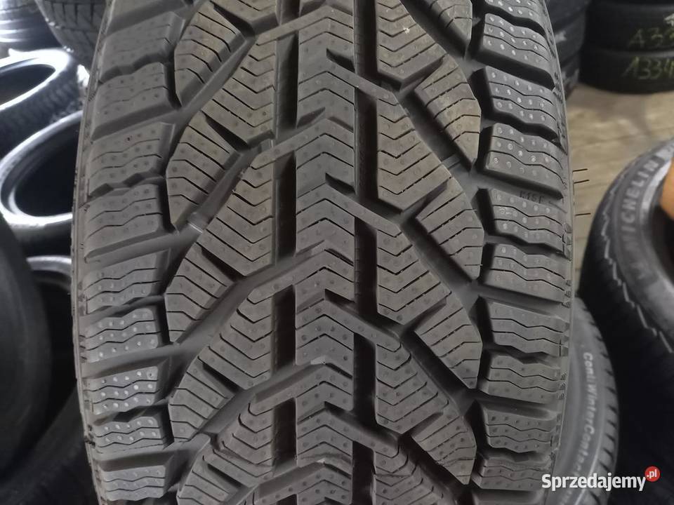 2x Opona nieużywana zimowa 23540R18 TAURUS 309 zima