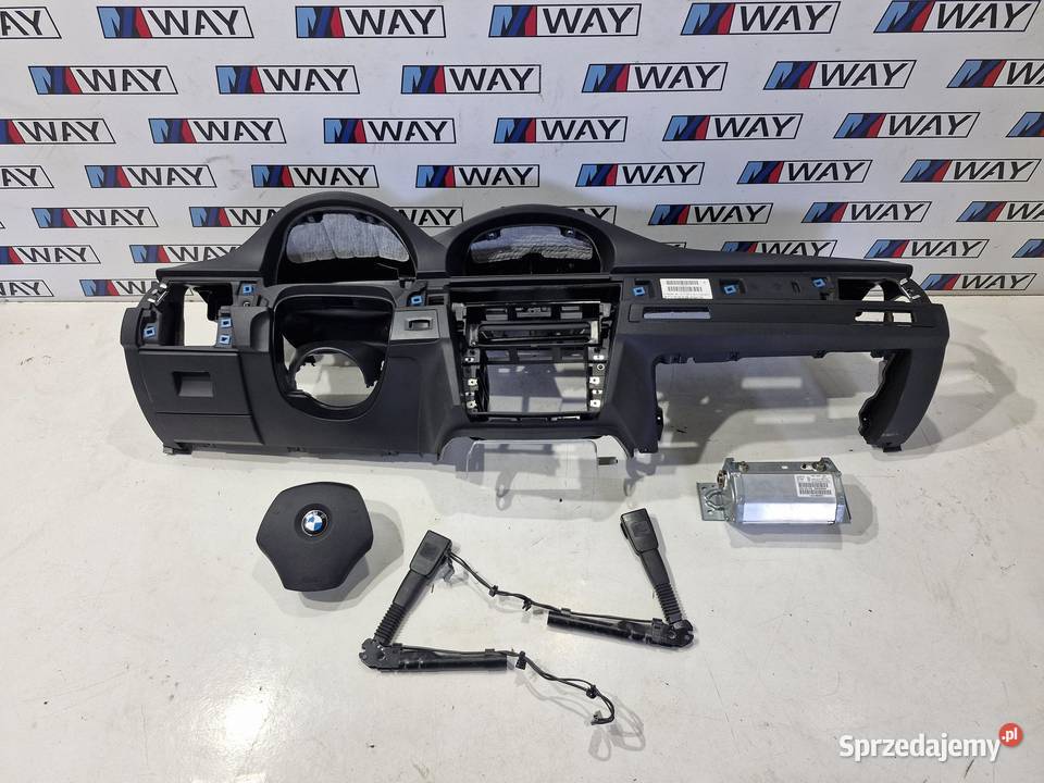 9120328 6779829 7213564 BMW E90 E91 DESKA