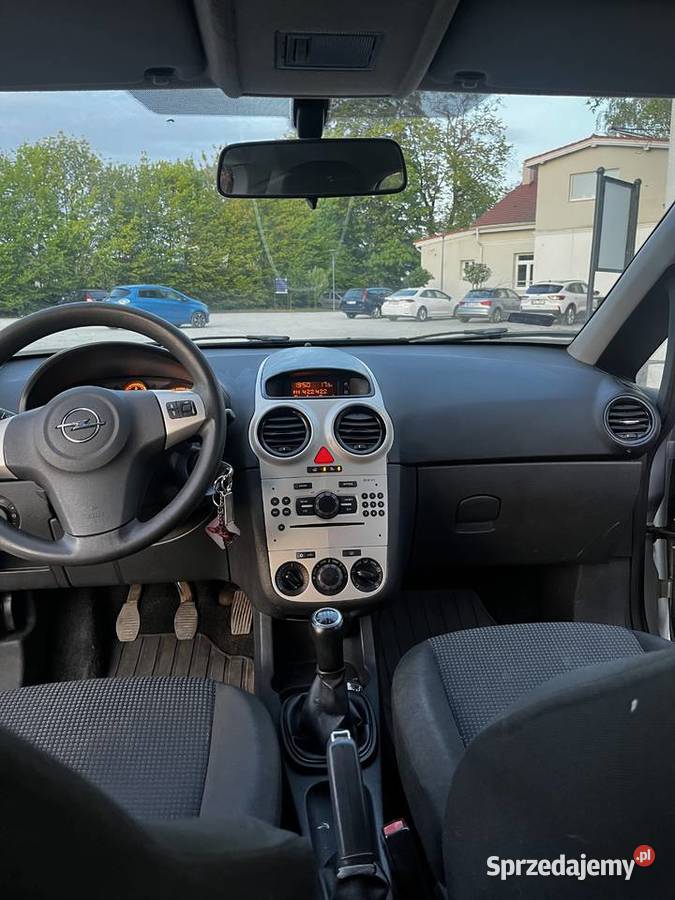 Opel Corsa D 13d 2010r
