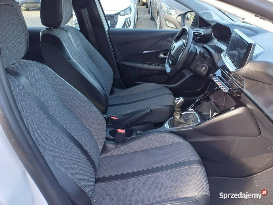 Peugeot 208 1 wł Navi PDCTablet LedClimatronic Chrzanów sprzedam