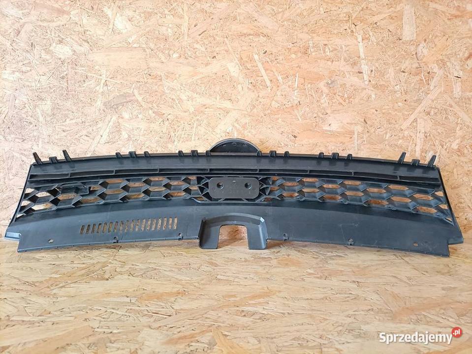 VW GOLF VII GRILL ATRAPA CHŁODNICY ZDERZAK PRZÓD Pleszew
