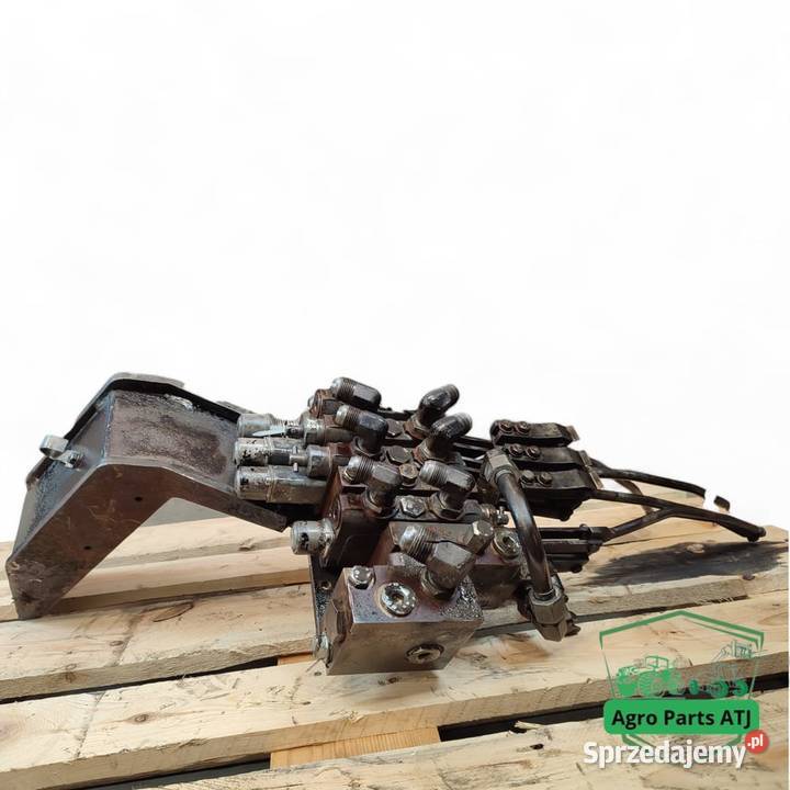 Rozdzielacz hydrauliczny Rexroth 2610380 Ciechanowiec