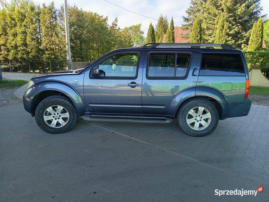 Nissan Pathfinter 25DCI 174 2007r 4X4 Automat