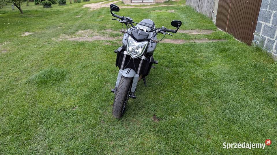Yamaha fz1 niski przebieg benzyna