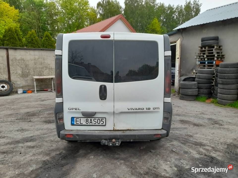 Opel Vivaro2002 r19 DTIUszkodzony SilniCałość Rok produkcji 2002 Zduńska Wola