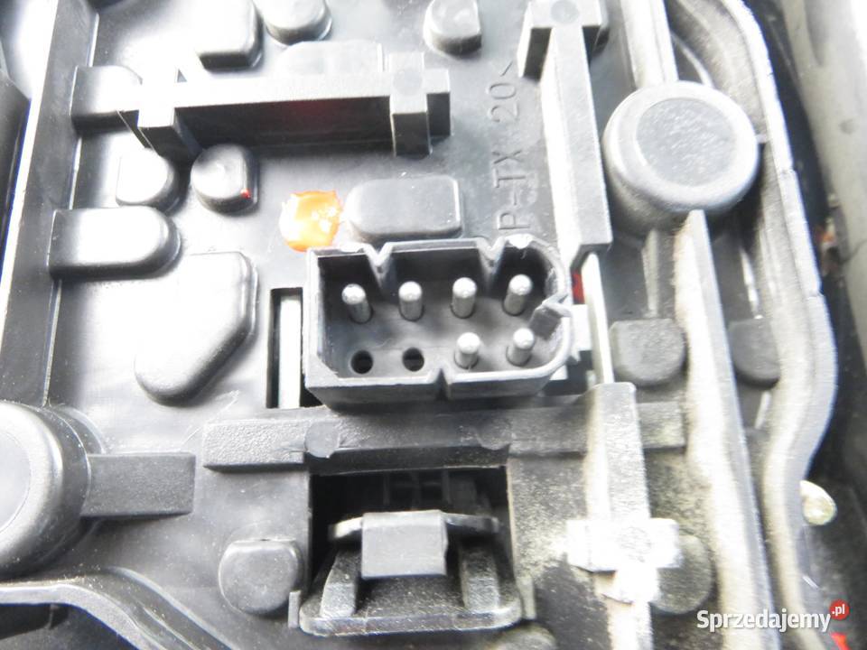 LAMPA PRAWA TYLNA BMW 3 Touring E36 9404842