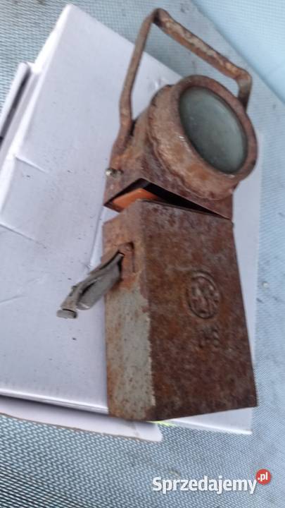 Stara lampa kolejowa