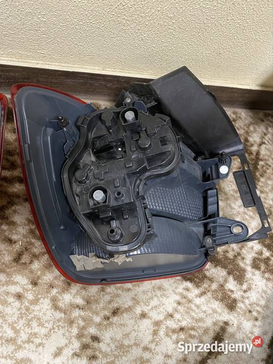 Lampy tylne BMW F20 seria 1 komplet dostawcze