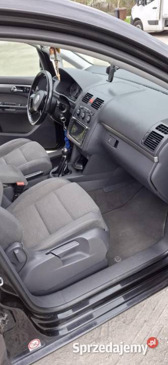 Volkswagen Touran 20 TDI 140 7 osób Legnica