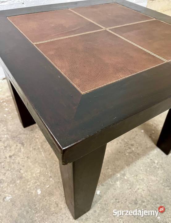 Mały stolik drewniany 56x56 Habufa