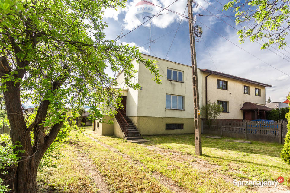 Dom 190 m z działką 835 m centrum Łasku 835m2