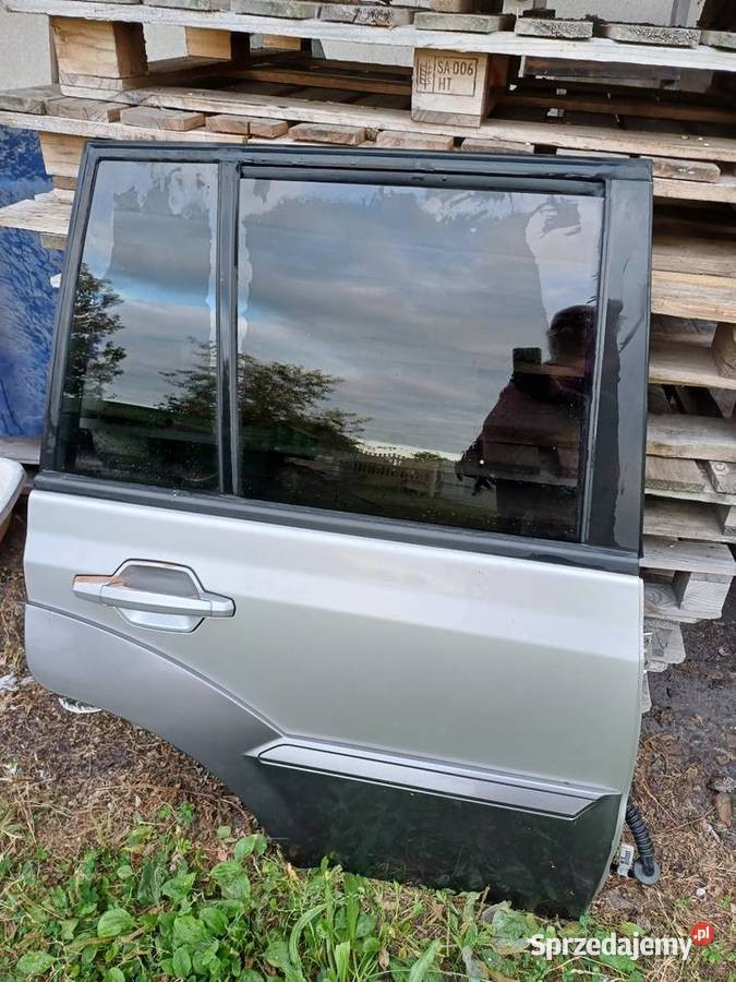 Hyundai terracan drzwi prawy tył terenowe Nowy Tomyśl sprzedam