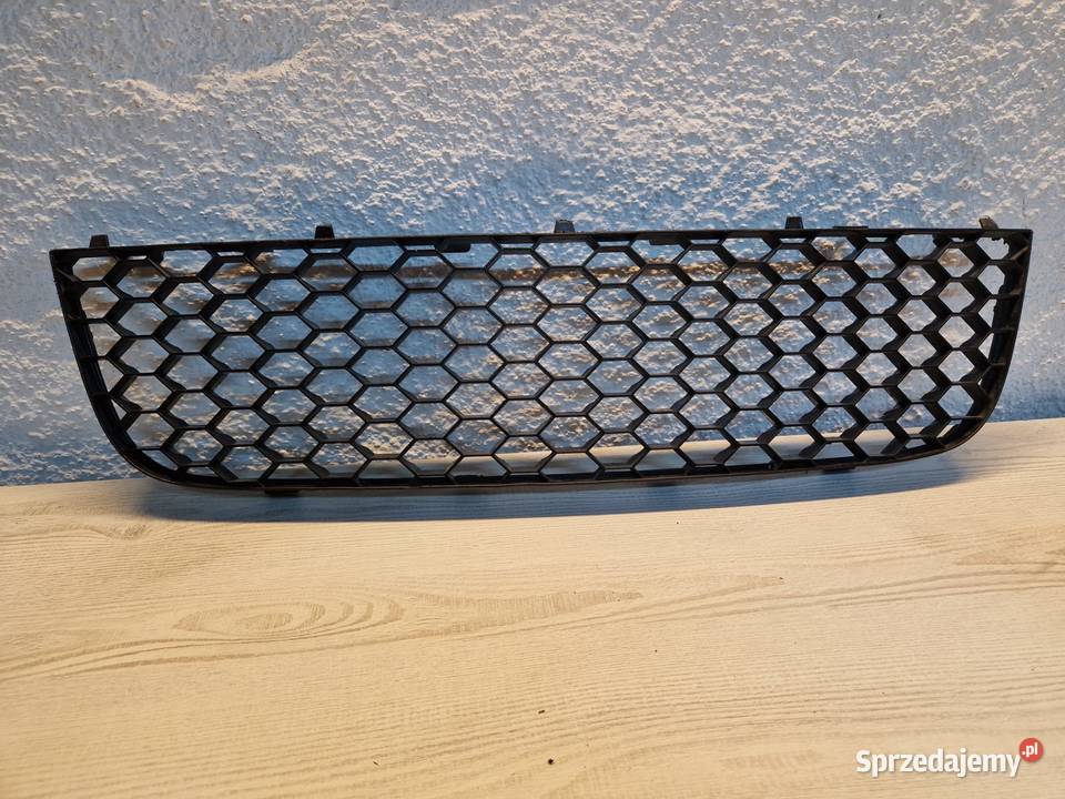 Kratka zderzaka VW Golf 5 GTI Kwilcz