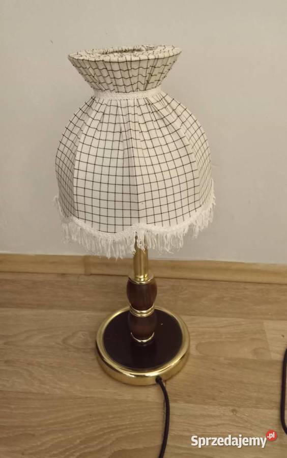 Sprzedam Sprawną Lampkę PRL z Żarówką Okazja Lampy stołowe i nocne kujawsko-pomorskie Golub-Dobrzyń