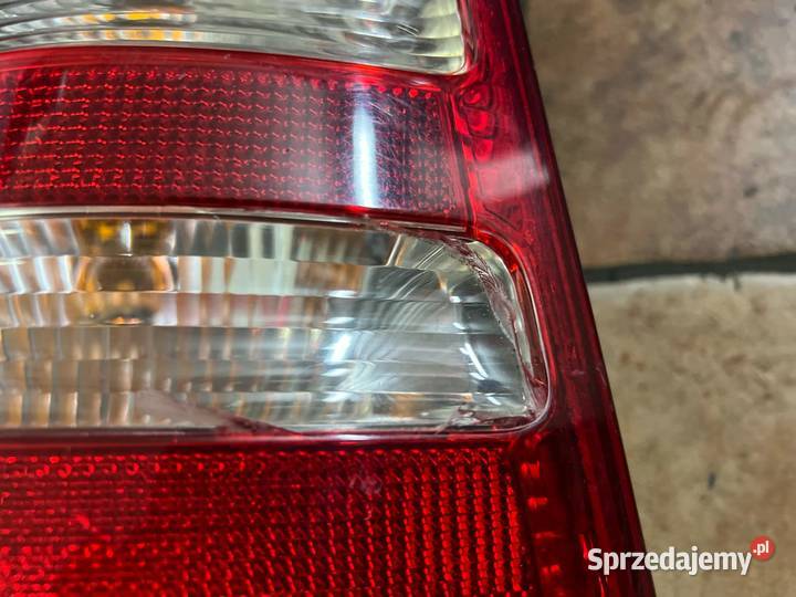 Mercedes C Klasa S203 kombi lampa tylna lewa wielkopolskie Odolanów sprzedam