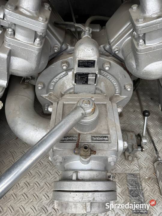 Autopompa BAD FRIEDRICHSHALL pożarnicza Tychy sprzedam