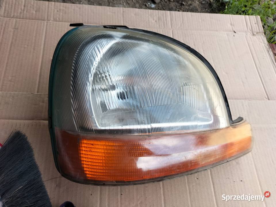 KANGOO LAMPA PRZÓD PRZEDNIA PRAWA Oświetlenie Kamień-Kolonia