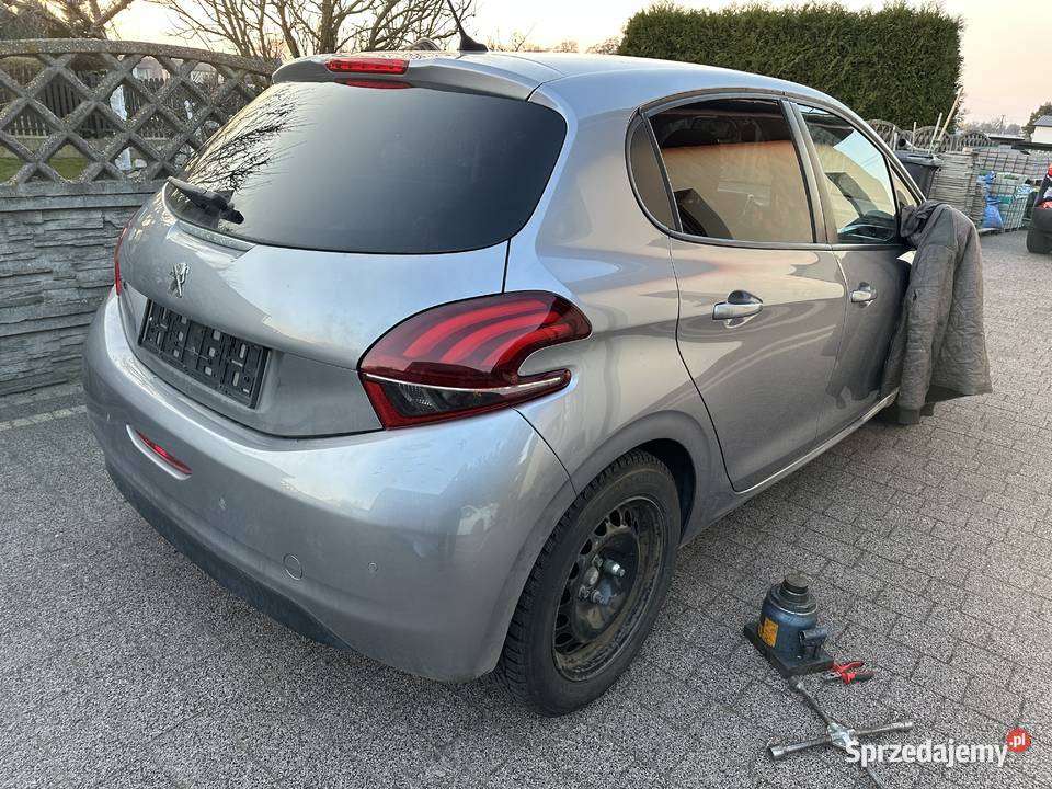 Peugeot 208 14 hdi 2013 osobowy