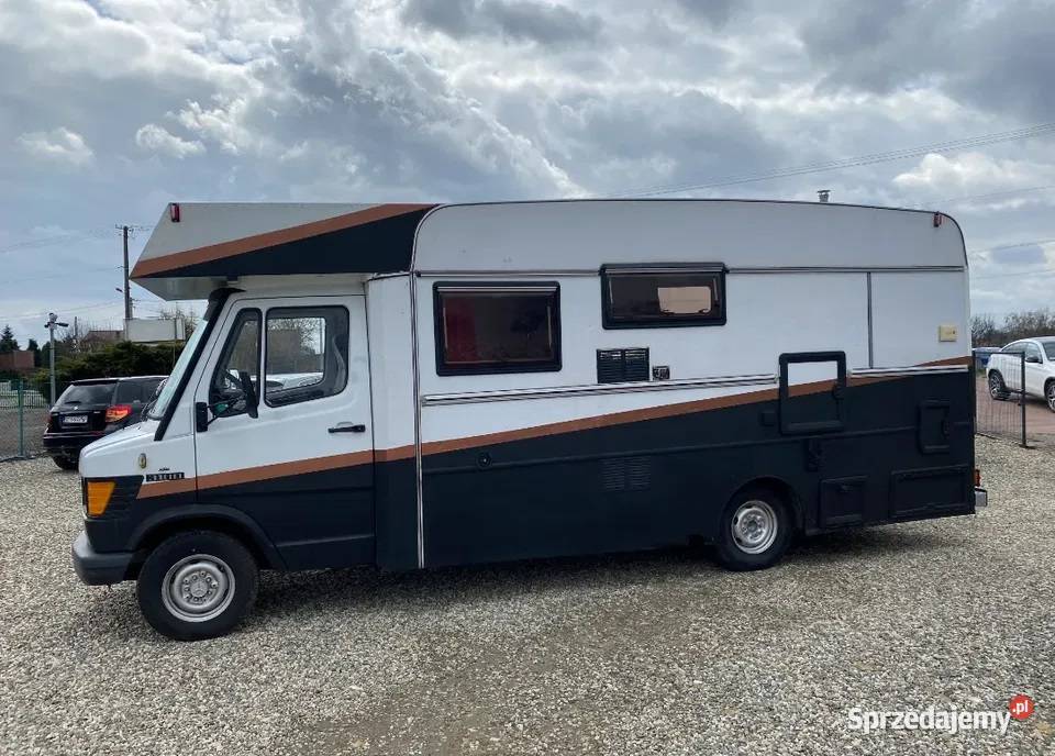 Kamper Mercedes 310D KACZKA 1989 29l 403 95 Zabrze