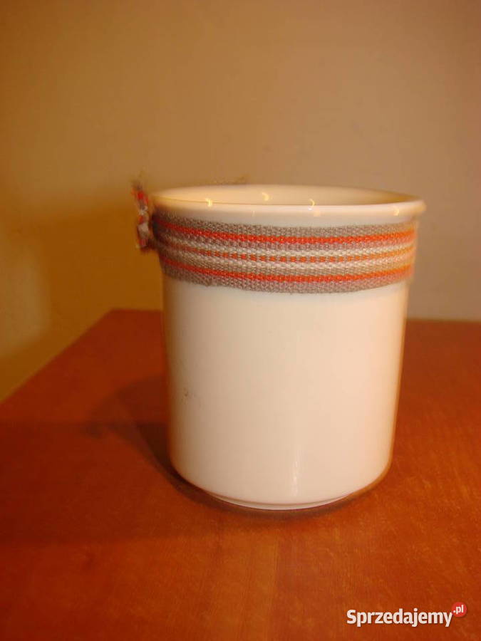 Arabia Finland biały kubeczek Pruszcz Gdański