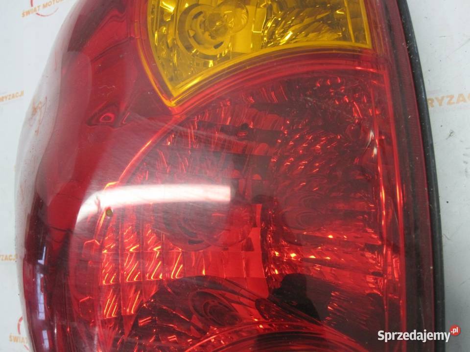 MITSUBISHI L200 07r Lampa lewy tył tylna Kielce