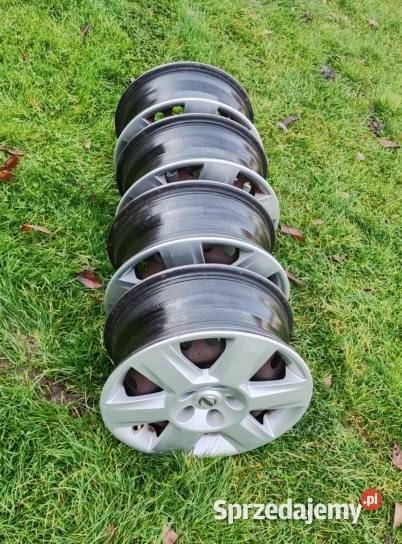 Felgi stalowe Nisan 16 sprzedam