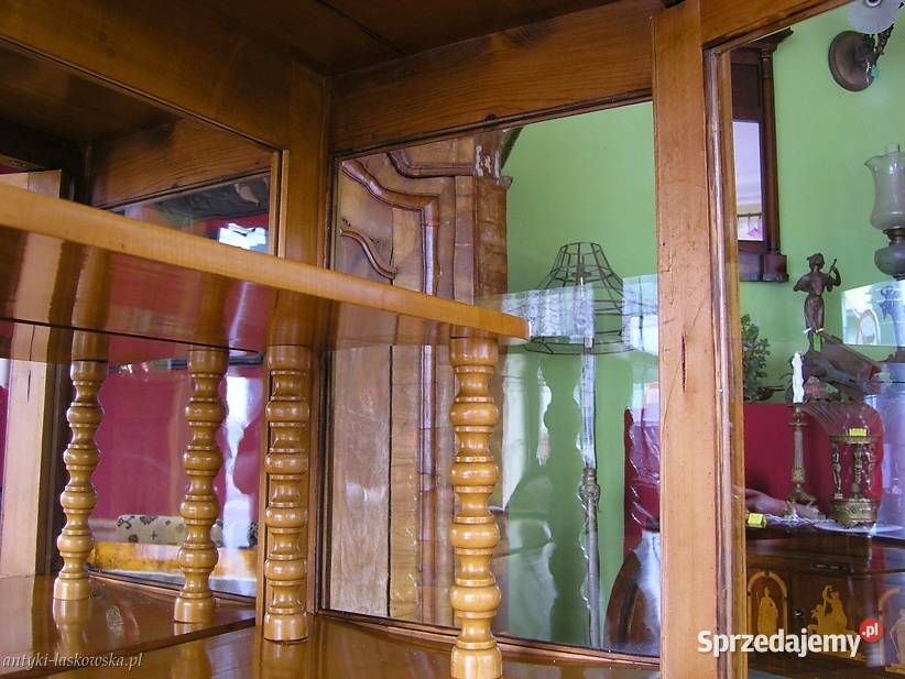 Serwantka Biedermeier orzech Sopot