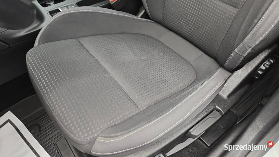 Ford Focus 15 EcoBlue Trend Edition Mk4 2018 Zarejestrowany w Polsce Warszawa sprzedam