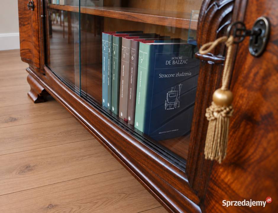 Witrynka Biblioteczka Komoda orzech antyk Poznań