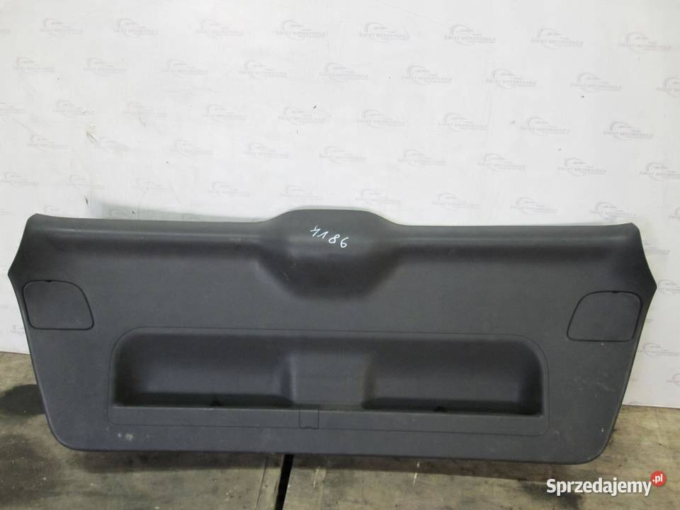 A3 8PA LIFT 09r tapicerka tylnej klapy 8P867979E