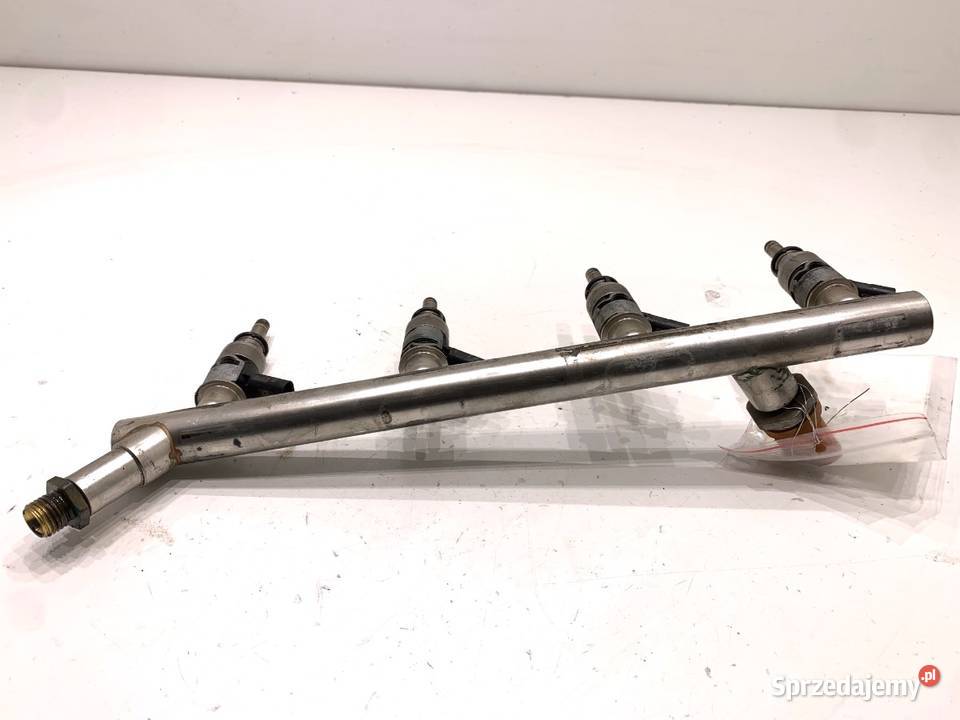 LISTWA WTRYSKOWA Z WTRYSKAMI AUDI A6 C7 079095A