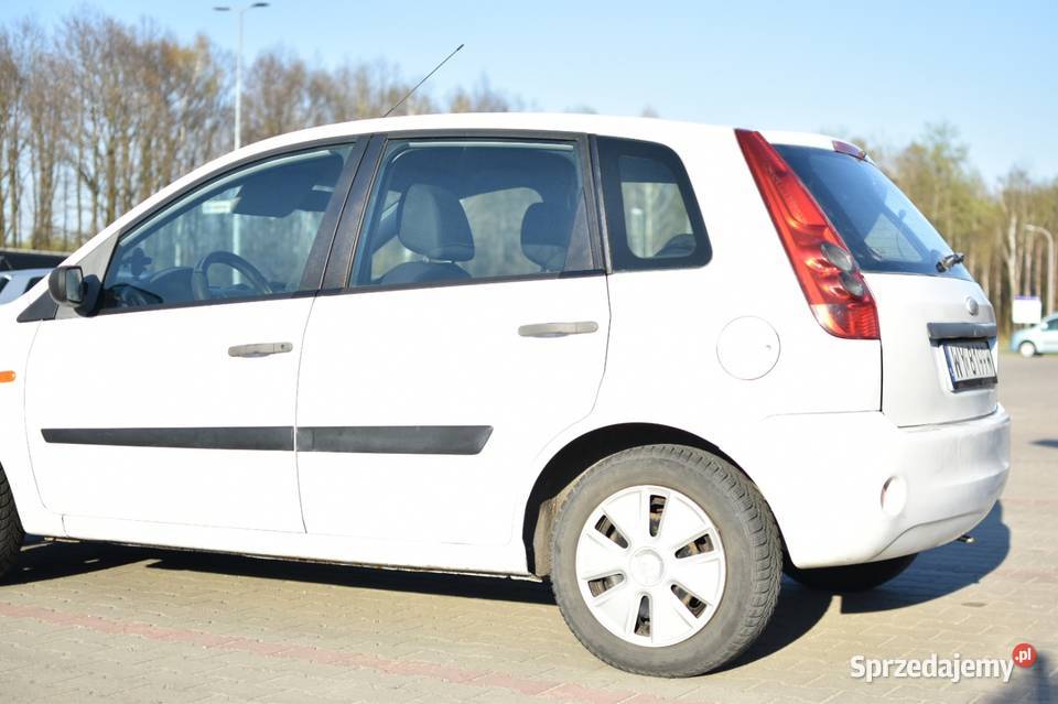Sprzedam Forda Fiestę MK6 z 2008 roku Starachowice