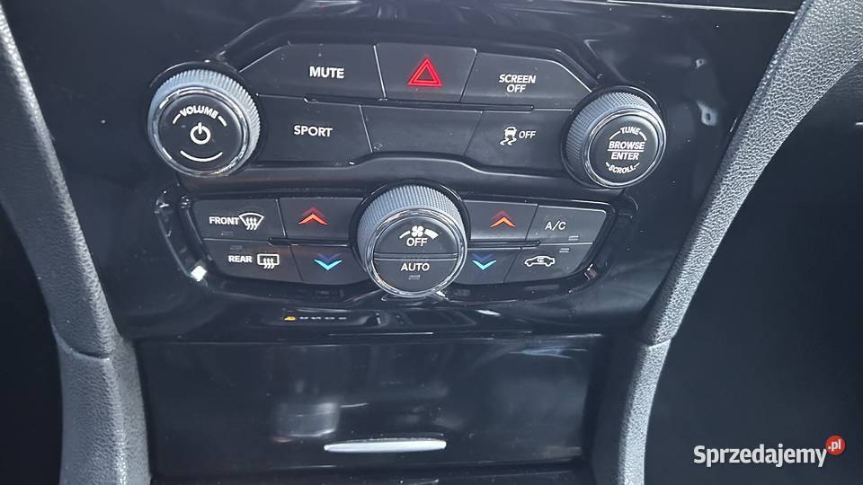 CHRYSLER 300S 36 304 2019r warmińsko-mazurskie Giżycko sprzedam